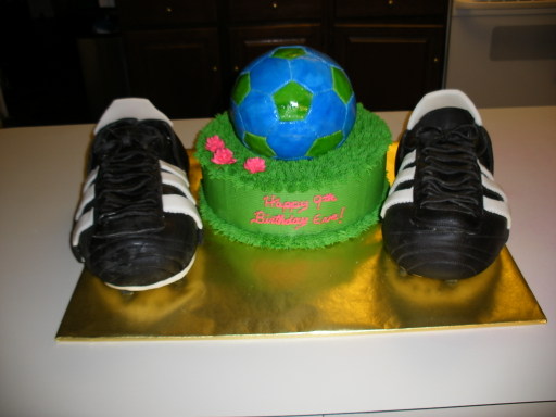 soccerball cake with cleats